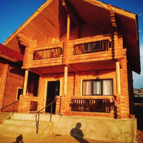 Eco House Chynar